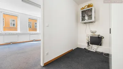 10-Zimmer-Gewerbeimmobilie mieten in Wien – 300 m², € 3.951 – Bild 8 von 27