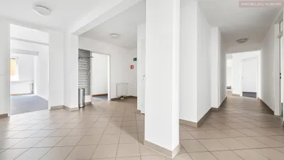 10-Zimmer-Gewerbeimmobilie mieten in Wien – 300 m², € 3.951 – Bild 18 von 27