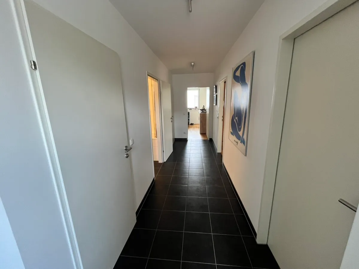 Hochwertige 3-Zimmer-Eigentumswohnung mit Terrasse & Tiefgarage in Ottensheim - Ansicht 3
