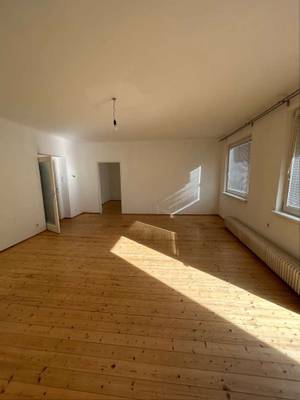 Sonnige 85 m² Wohnung in Mauer - Grünblick, Ruhelage & Parkplatz inklusive! – Bild 2