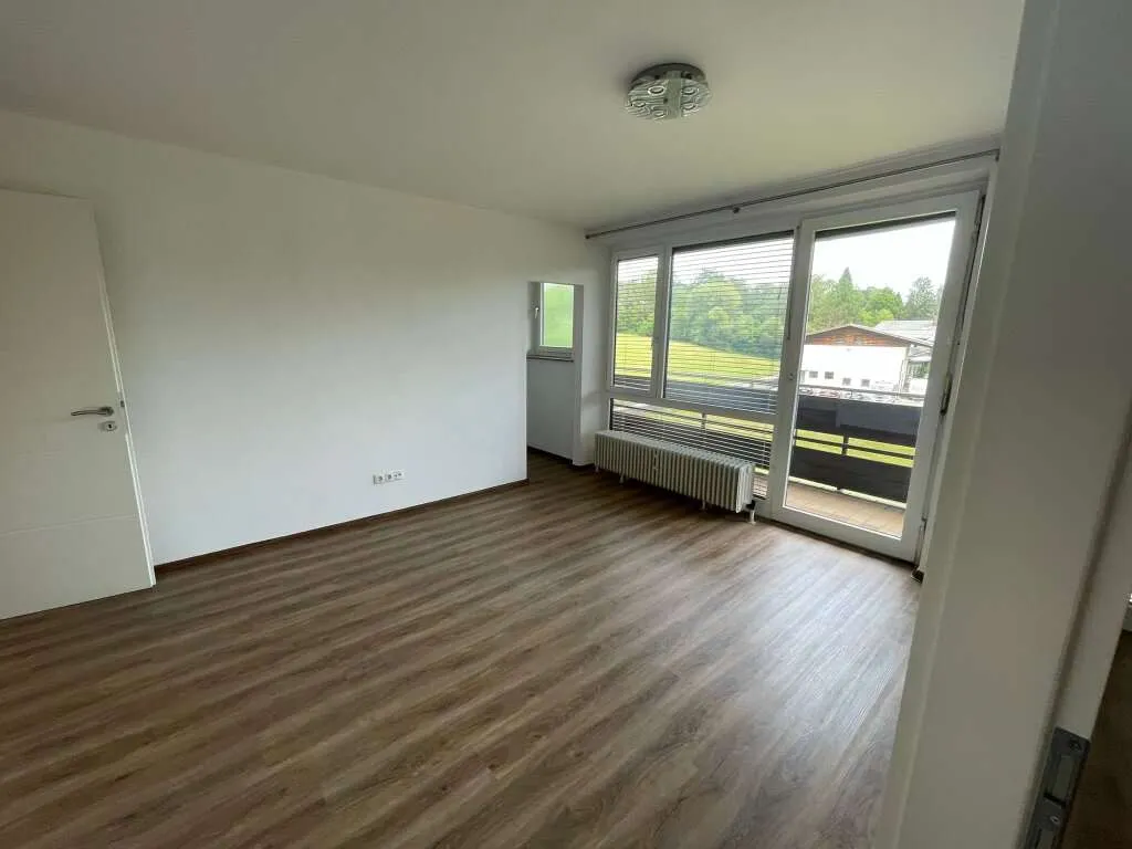 Charmante 2-Zimmer-Wohnung in Salzburg mit Loggia und Garage - Ihr neues Zuhause! - Ansicht 3