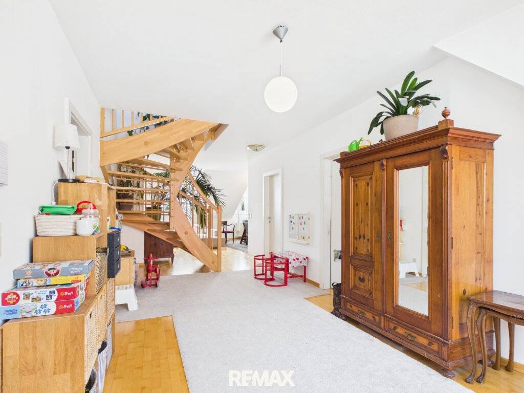 Traumhafte Maisonettewohnung mit Balkon und Garagenstellplatz im Herzen von Baden zu verkaufen! - Ansicht 3