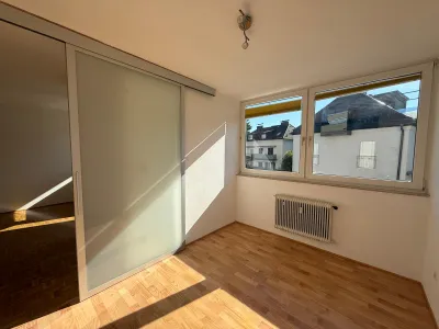 2-Zimmer-Wohnung kaufen in Salzburg Stadt – 43,5 m², € 235.000 – Bild 1 von 7