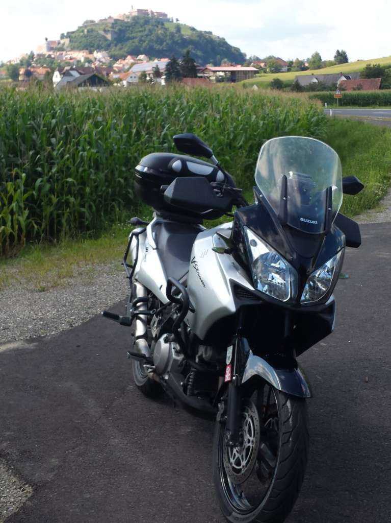 Suzuki V-Strom DL 1000 Tourer