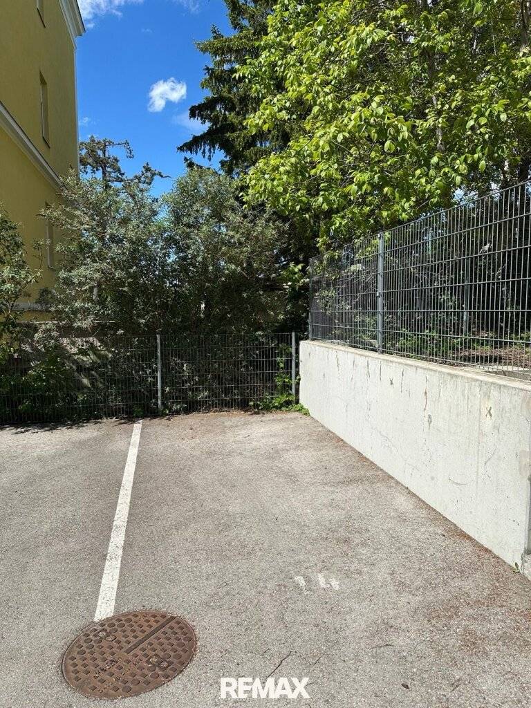 PKW Stellplatz in Zentraler Lage, Bad Vöslau