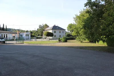 Immobilie mieten in Vöcklabruck – 1 100 m², € 1.500 – Bild 12 von 13