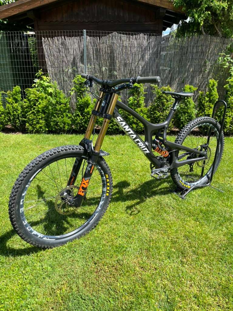 SANTA CRUZ V10 CC 2018 27 5 Downhill Bike 2.490 5342 Abersee willhaben