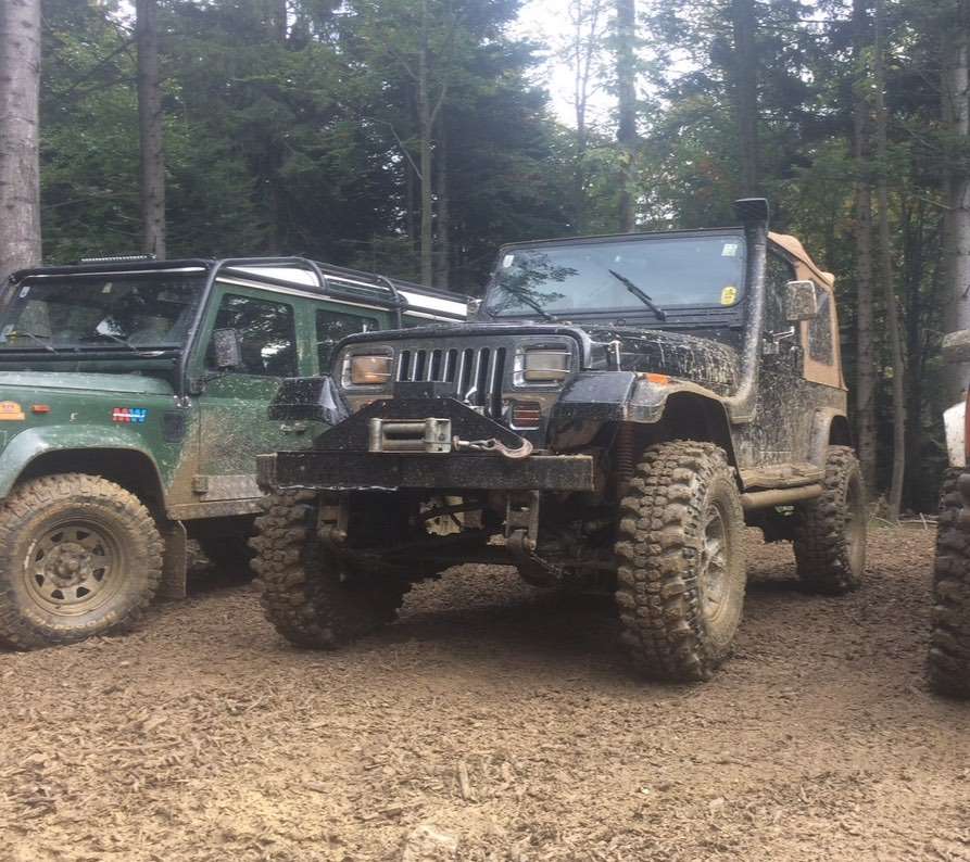 Jeep Wrangler YJ 2.5 Motor läuft SUV / Geländewagen