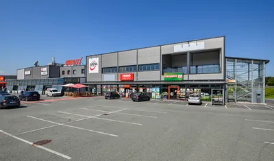 Gewerbeimmobilie mieten in Mattersburg – 1 110 m², € 6.882