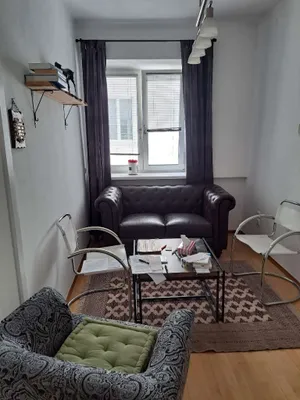 2-Zimmer-Gewerbeimmobilie mieten in Braunau am Inn – 33 m², € 345 – Bild 2 von 7