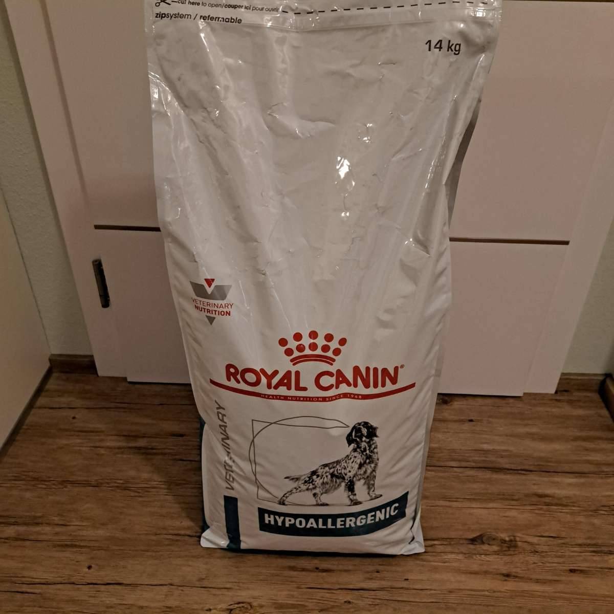 Royal Canin Hypoallergenic Hundefutter,  70,- (4085 Wesenufer) - willhaben