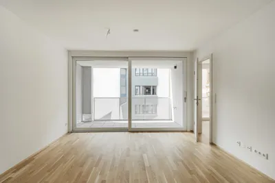 2-Zimmer-Wohnung mit Loggia nahe Stadthalle