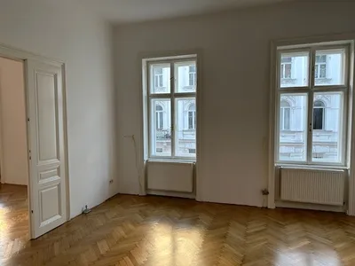Repräsentative Altbau-Wohnung in 1090 Wien