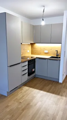 2-Zimmer-Erstbezug mit Loggia, Fußbodenheizung & hochwertiger Küche nahe Yppenplatz – Bild 3