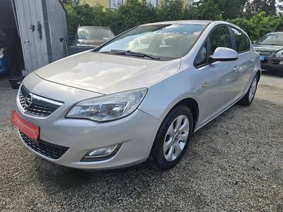 Opel Astra 1,6 Ecotec Sport