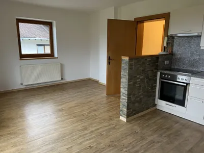 2-Zimmer-Wohnung mieten in Schwaz – 42,85 m², € 700 – Bild 2 von 9