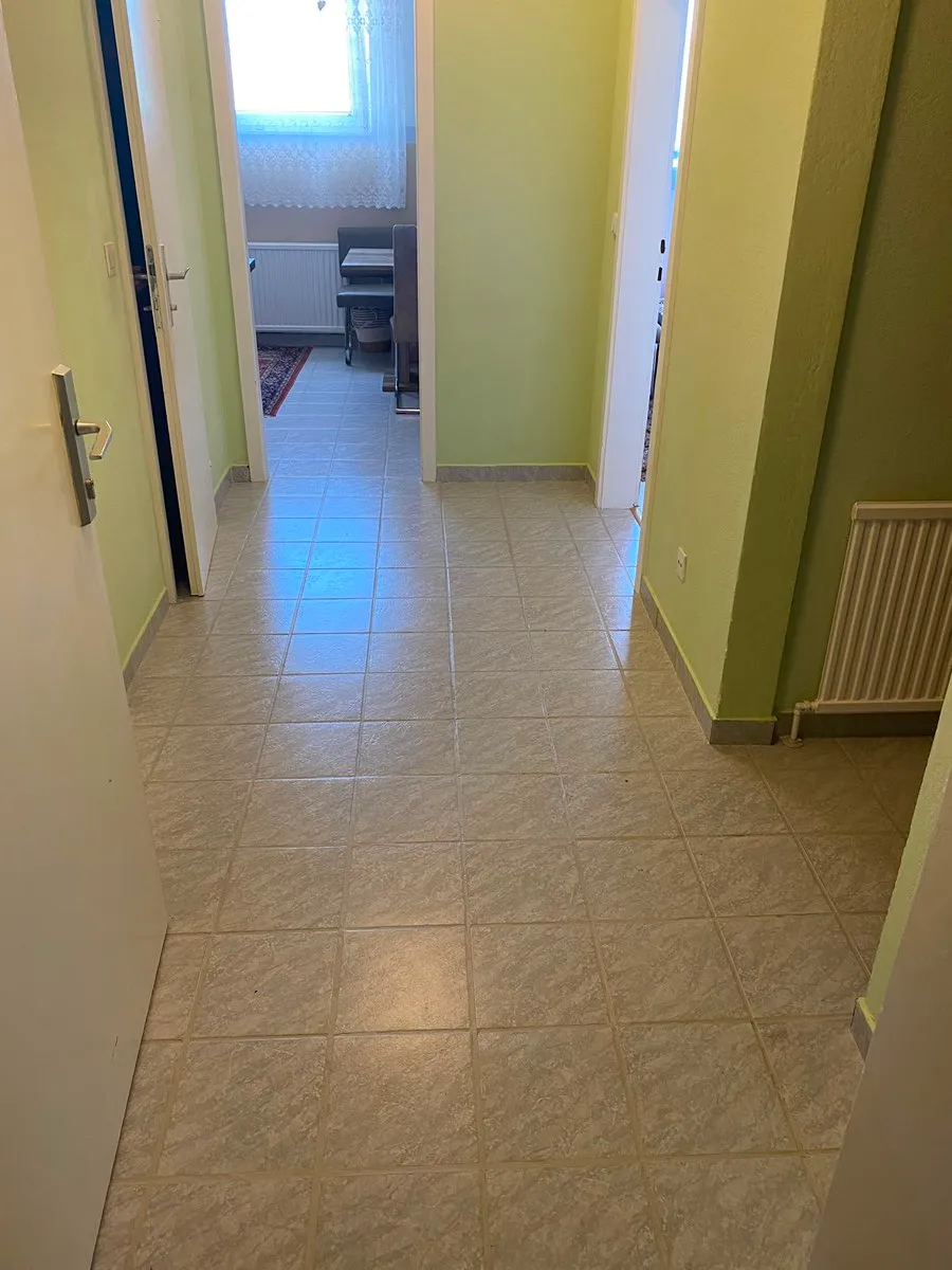 PRIVAT 3-Zimmer-Whg Loggia Parkplatz - Ansicht 3