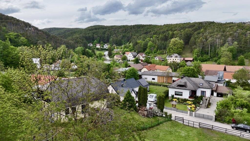 Ruhe, Natur & Weitblick - Exklusives Grundstück in begehrter Wohnlage - Ansicht 3