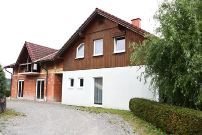 Haus kaufen in Deutschlandsberg – 180 m², € 279.000 – Bild 1 von 10