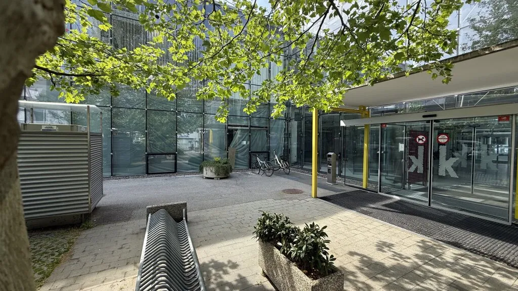 KINDERMANNZENTRUM- Erdgeschossfläche mit hoher Kundenfrequenz und maximaler Sichtbarkeit - Ansicht 2