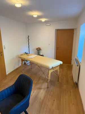 1-Zimmer-Gewerbeimmobilie mieten in Urfahr-Umgebung – 15 m², € 600 – Bild 2 von 15