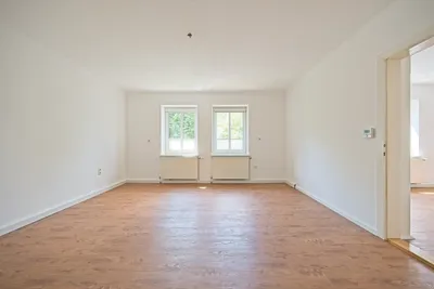 6-Zimmer-Haus mieten in Gmunden – 225 m², € 2.000 – Bild 13 von 17