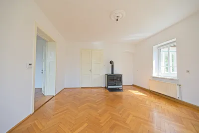 6-Zimmer-Haus mieten in Gmunden – 225 m², € 2.000 – Bild 8 von 17