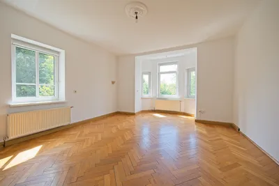 6-Zimmer-Haus mieten in Gmunden – 225 m², € 2.000 – Bild 7 von 17