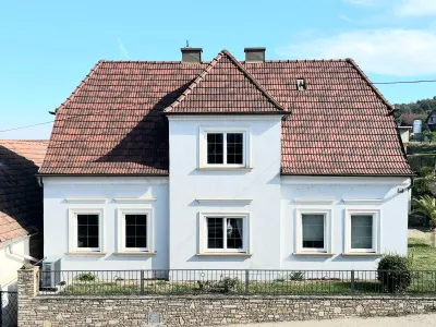 5-Zimmer-Haus kaufen in Krems Land – 113 m², € 350.000 – Bild 2 von 17