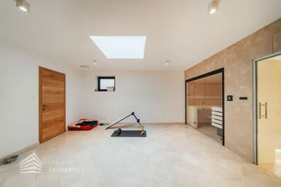12-Zimmer-Immobilie mieten in Mödling – 838,45 m², € 29.500 – Bild 53 von 83