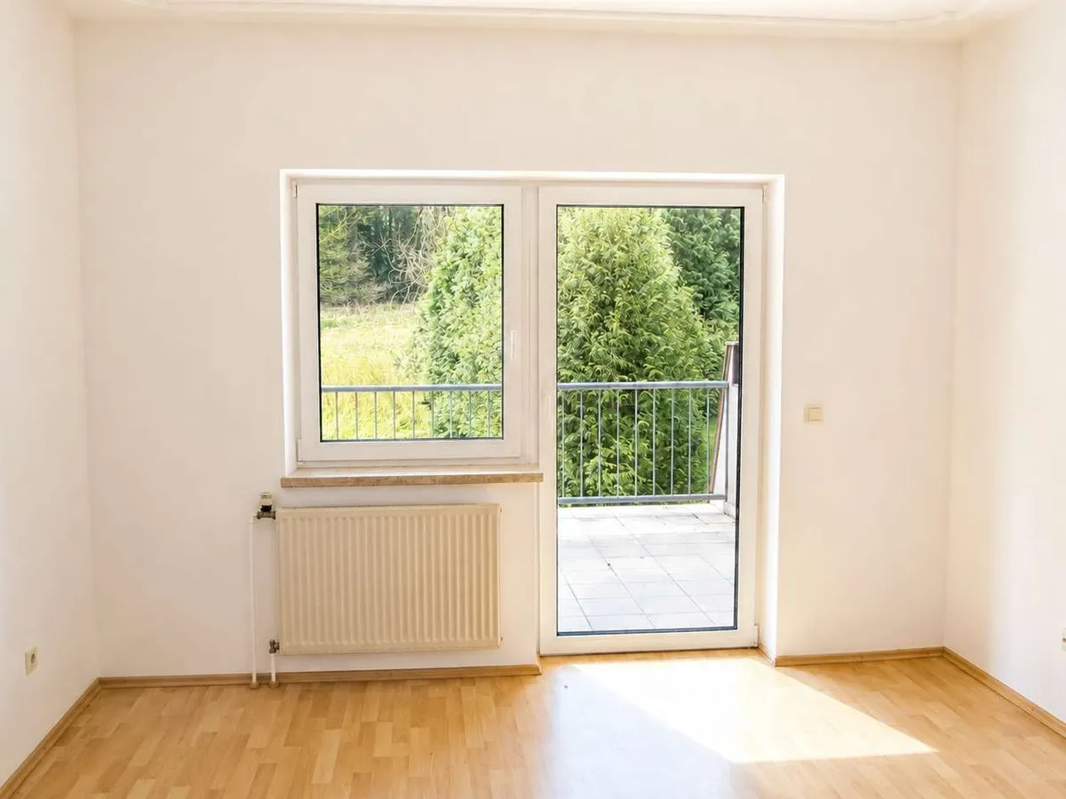Günstige 2 Zimmerwohnung mit großer Loggia in Hoheneich - Widok 2