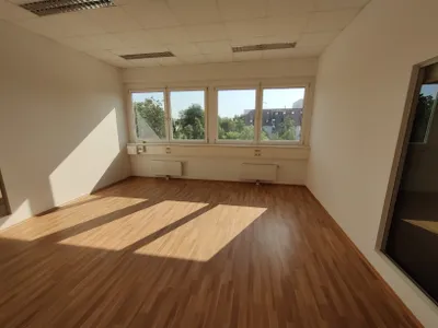 2-Zimmer-Gewerbeimmobilie mieten in Wels – 60 m², € 646 – Bild 3 von 7