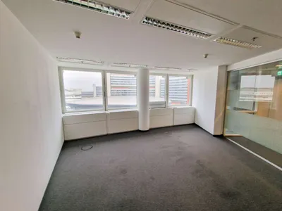 Gewerbeimmobilie mieten in Wien – 339 m², € 6.318 – Bild 22 von 23