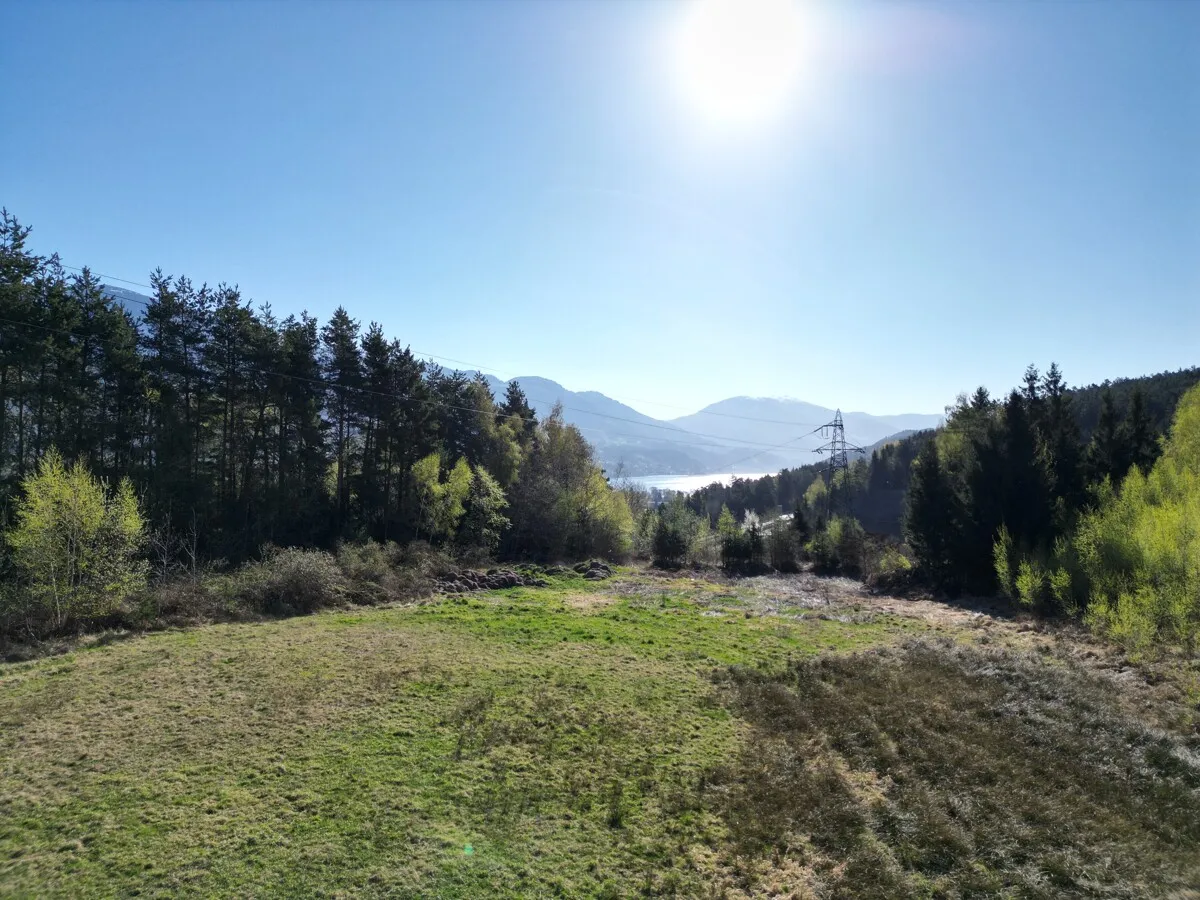 Baugrundstück in Traumlage am Sonnenplateau mit Seeblick - am Ende einer Sackgasse - Ansicht 2