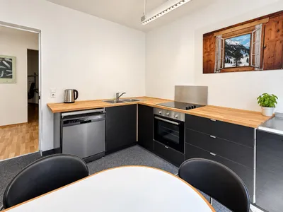 Gewerbeimmobilie mieten in Schwaz – 158 m², € 10 – Bild 9 von 9