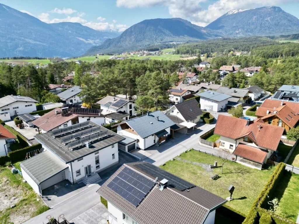 Energiesparhaus in Holzriegelbauweise mit Garten im Mieming - Ansicht 2