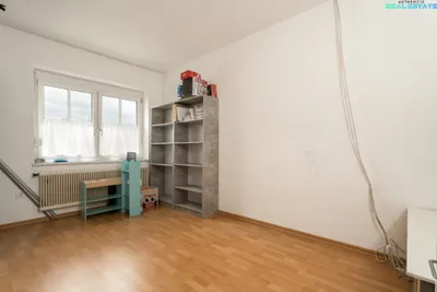 7-Zimmer-Immobilie kaufen in Bruck an der Leitha – 196 m², € 479.000 – Bild 5 von 31