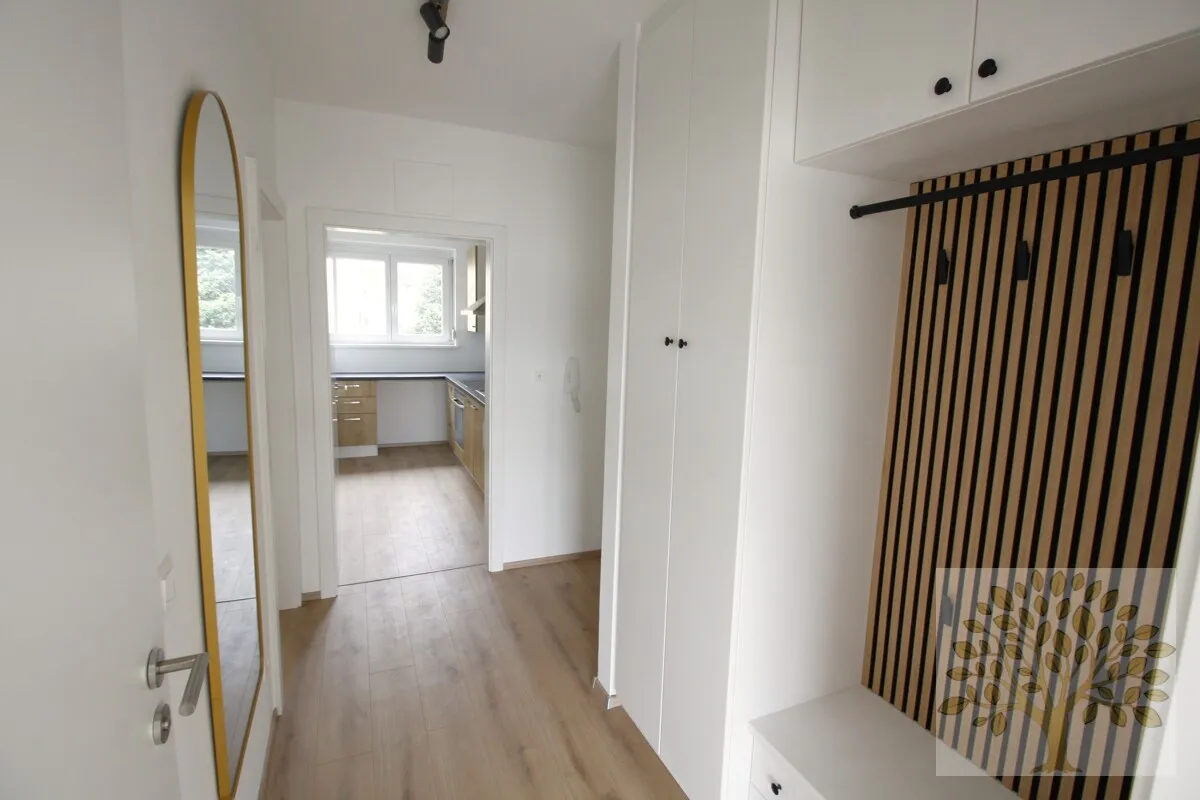 Erstbezug nach Sanierung! Hochwertige 2-Zimmer-Wohnung in Top-Lage nahe Klinikum - Ansicht 2