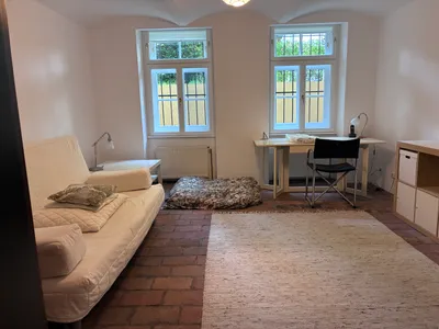 Student apartment in a villa in Alt-Hietzing