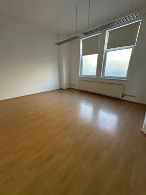 5-Zimmer-Gewerbeimmobilie mieten in Wien – 151 m², € 1.994 – Bild 2 von 18