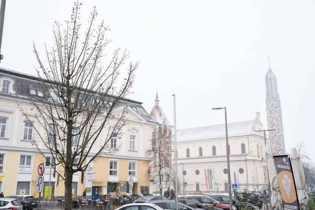 Helle Geschäftsfläche direkt am Hauptplatz in Feldbach ...! - Ansicht 3