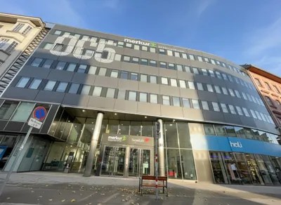 Gewerbeimmobilie mieten in Wien – 706 m², € 12.622