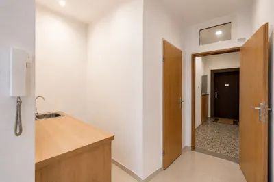 1-Zimmer-Gewerbeimmobilie mieten in Wien – 28 m², € 754 – Bild 9 von 14