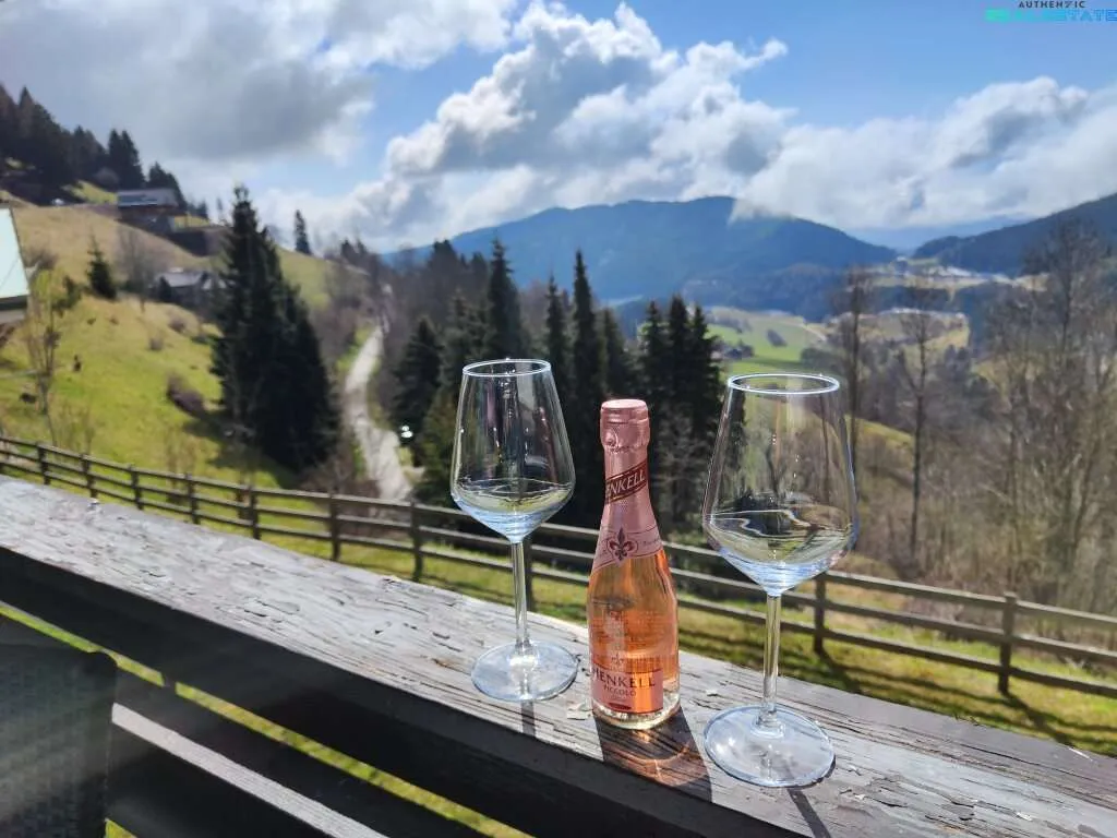 Traumhafte Ferienwohnung mit Balkon, Pool & Sauna in Kärntens Naturparadies! - Ansicht 2