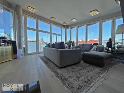 Vollmöblierter, exklusiver Dachterrassentraum mit atemberaubender Aussicht!