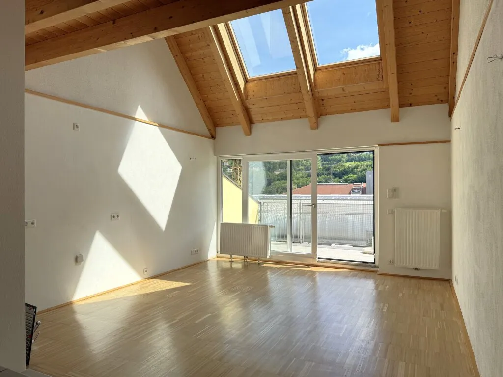 2-Zimmer-Galeriewohnung mit Südterrasse - Widok 3