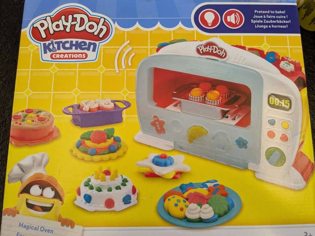 Play-Doh Ofen mit Zubehör-Plastilin