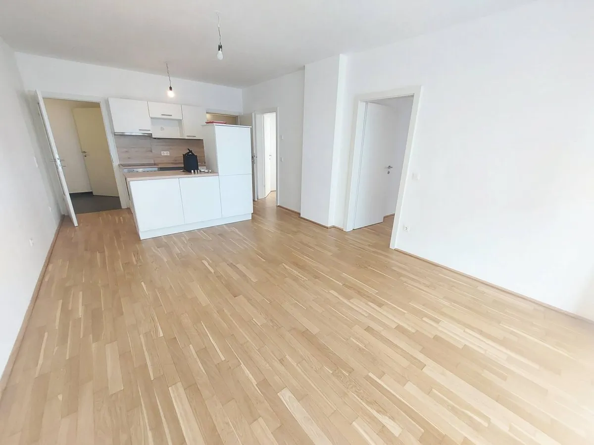 Schöne Loggiawohnung mit 3 Zimmern - in ruhiger Seitengasse nächst Josefstraße - Ansicht 2