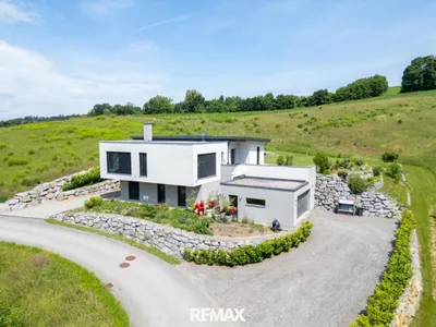 5-Zimmer-Haus kaufen in Perg – 290 m²