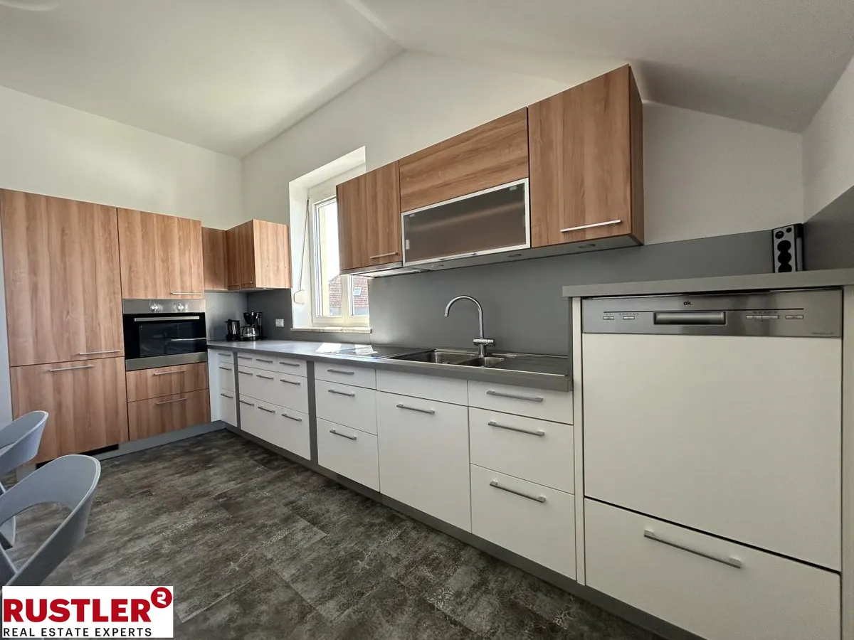 Helle 4-Zimmer Wohnung mit Terrasse - Ansicht 3